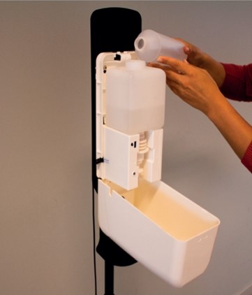 Handen-vrij-spray-dispenser voor desinfectie én zeep